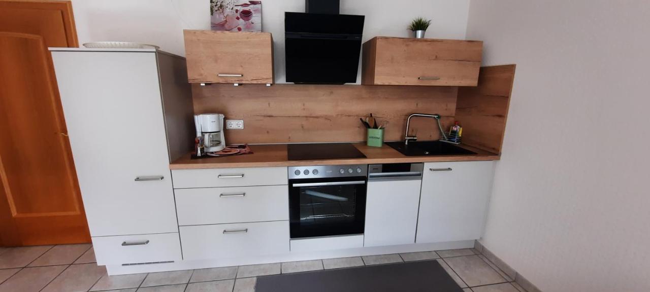 Apartment In Spay Smile Zell-Merl Mosel Eksteriør billede